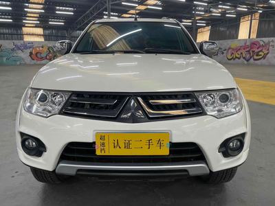 三菱帕杰罗劲畅